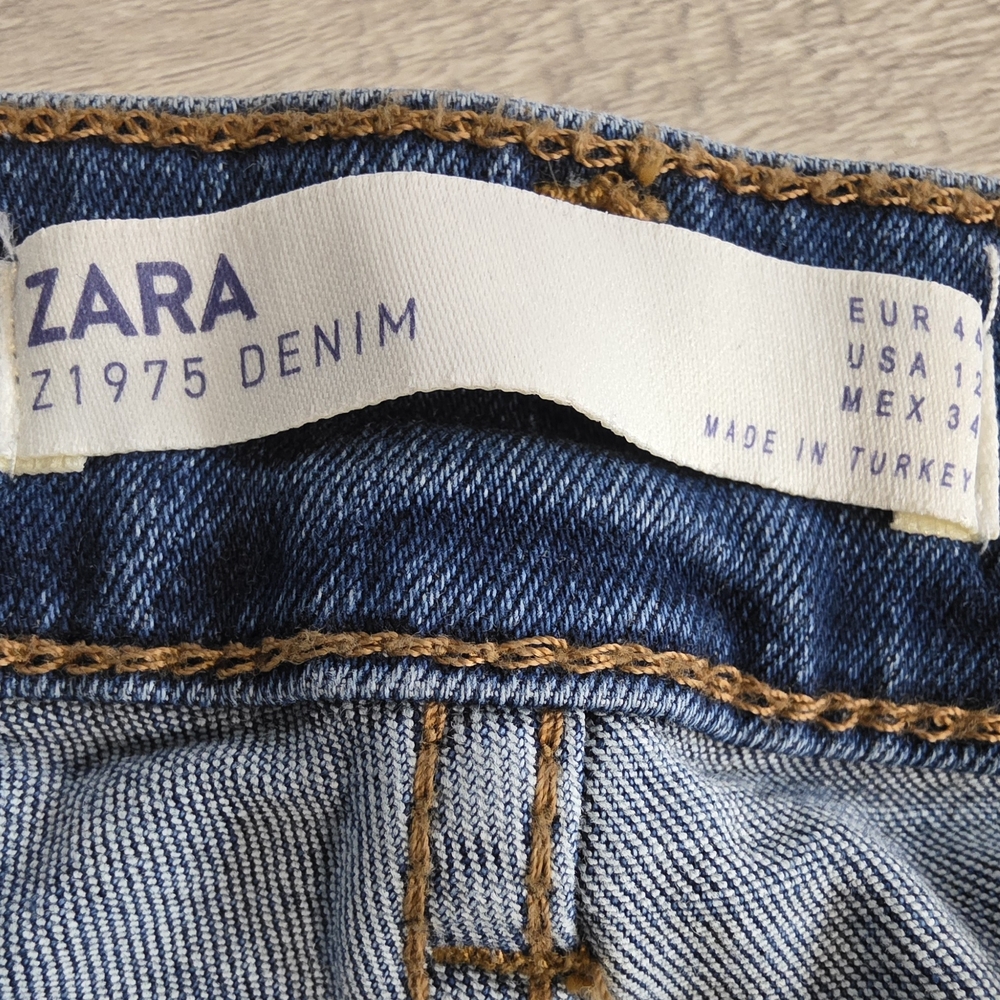 Zara Blue Cropped Jeans with Pearl Accents Size 12 - Picture 4 of 7